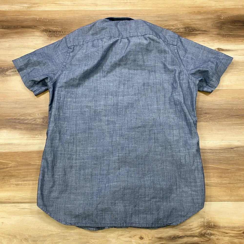 Banana Republic Button Up Mens Small Slim Fit Cotton Chambray Blue Classic Shirt